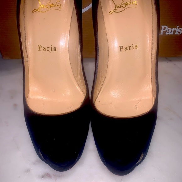 CHRISTIAN LOUBOUTIN Very Privè heels - Picture 10 of 13